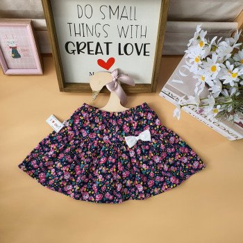 Chân váy hoa có quần cotton bên trong cho bé size 3 -10 Chân váy hoa có quần cotton bên trong cho bé size 3 -10