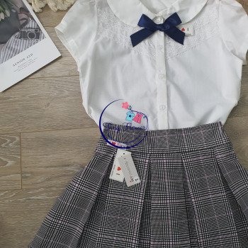 Chân váy kẻ học sinh kèm quần cotton bên trong Chân váy kẻ học sinh kèm quần cotton bên trong